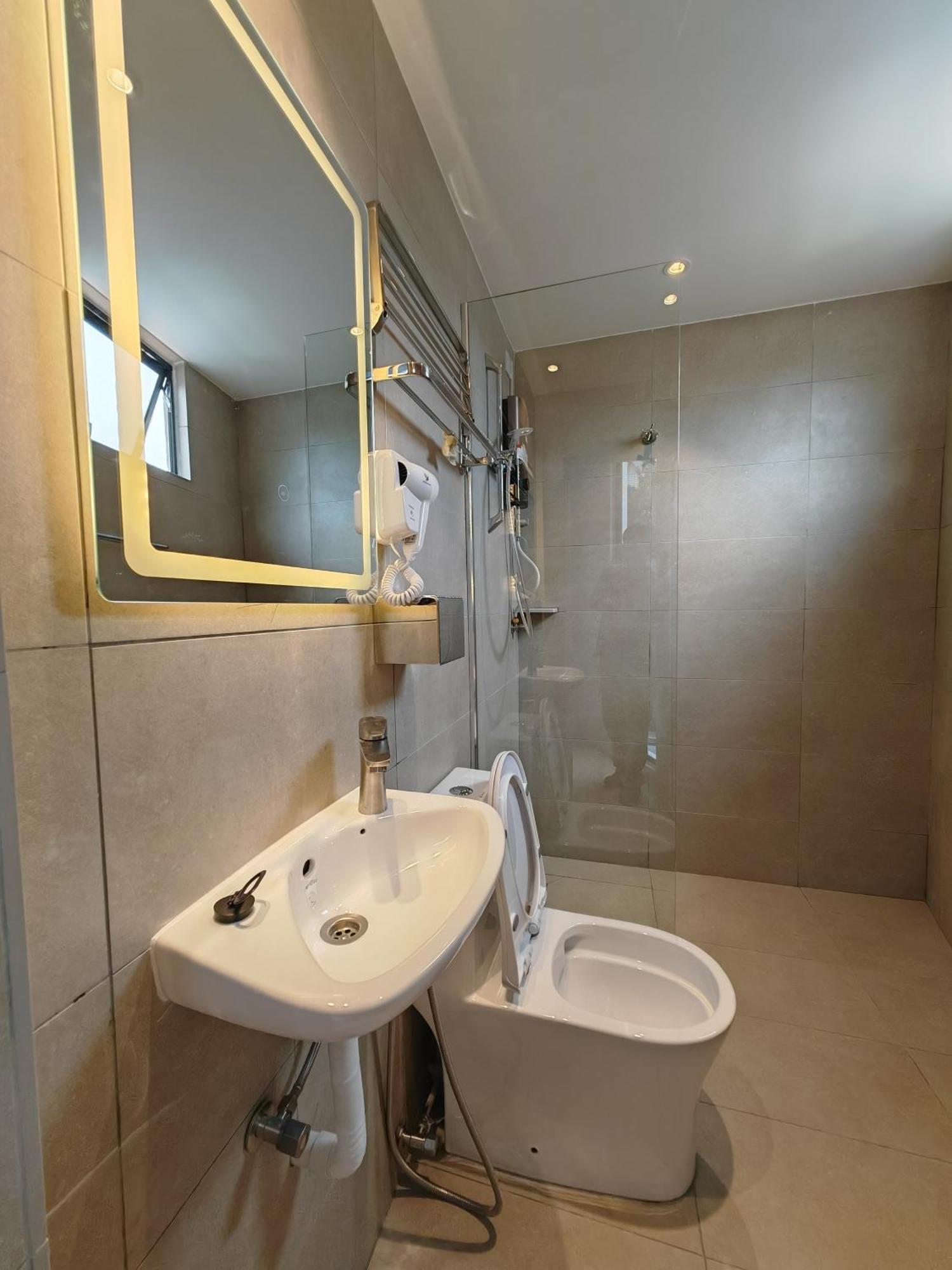 V Boutique Hotel Серембан  Экстерьер фото
