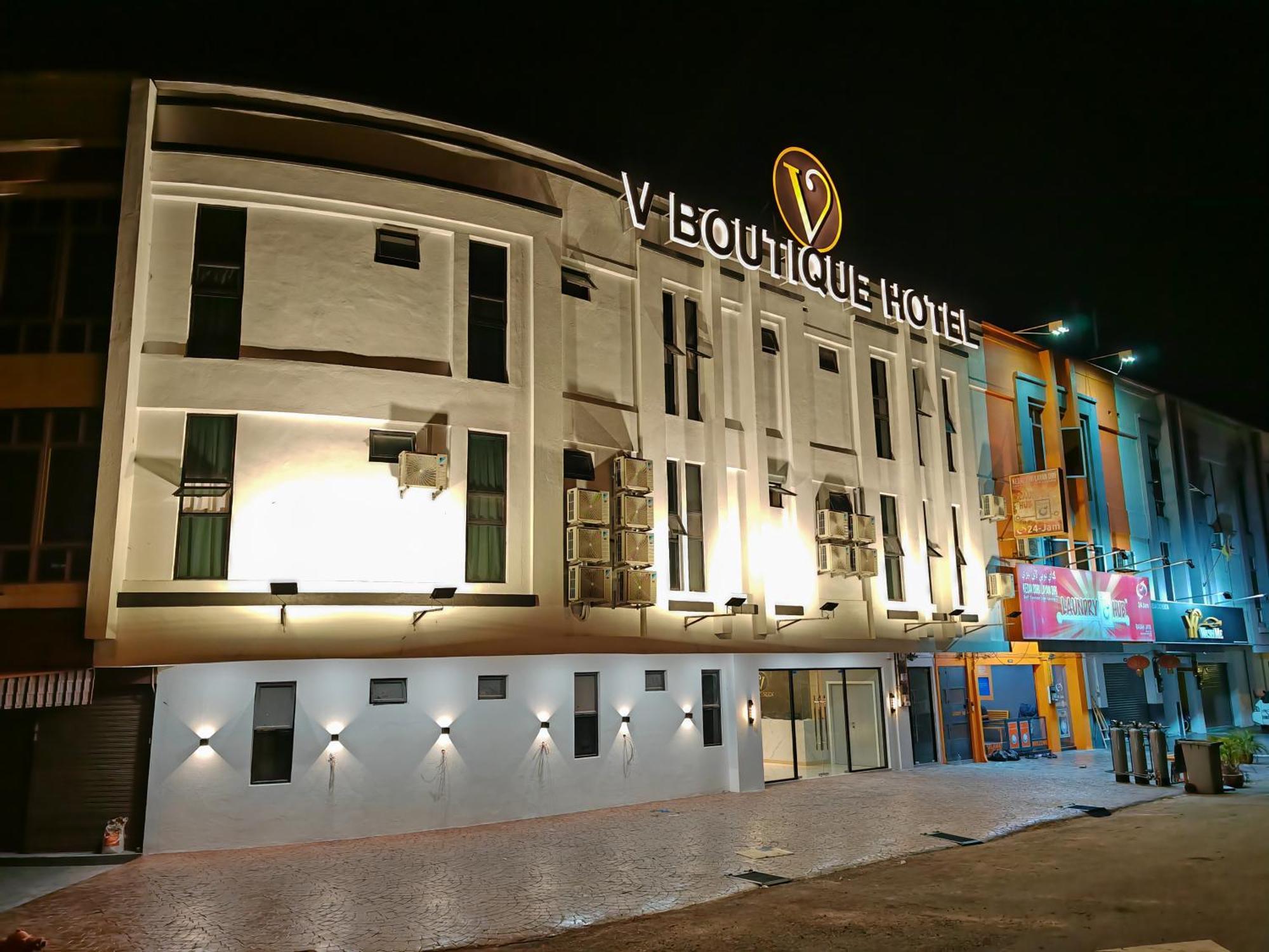 V Boutique Hotel Серембан  Экстерьер фото